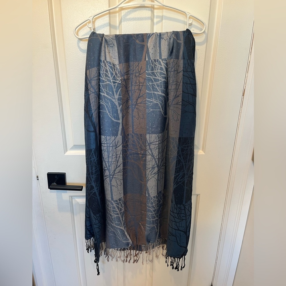Blue and Gray Tree Pattern Scarf